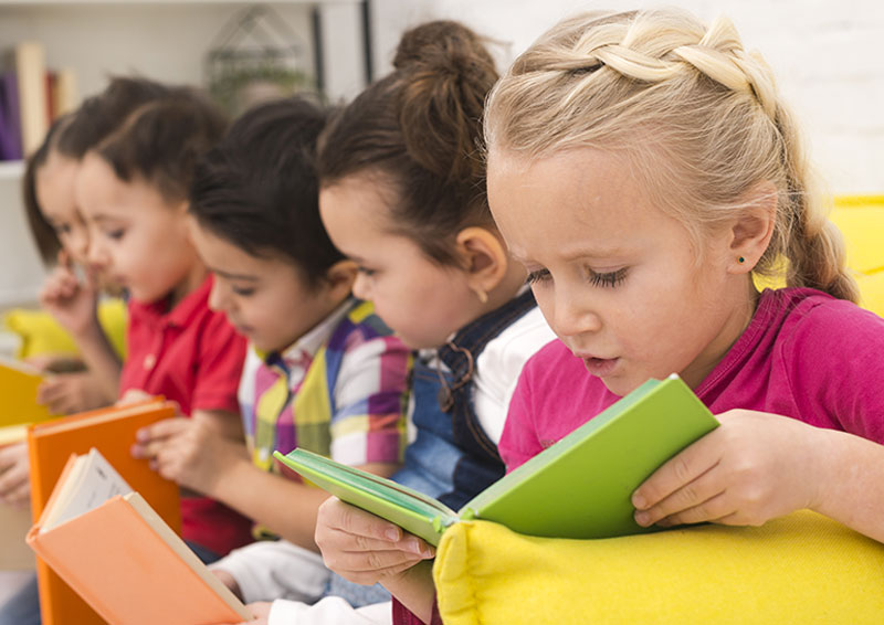 ¿Cómo fomentar la lectoescritura Montessori?